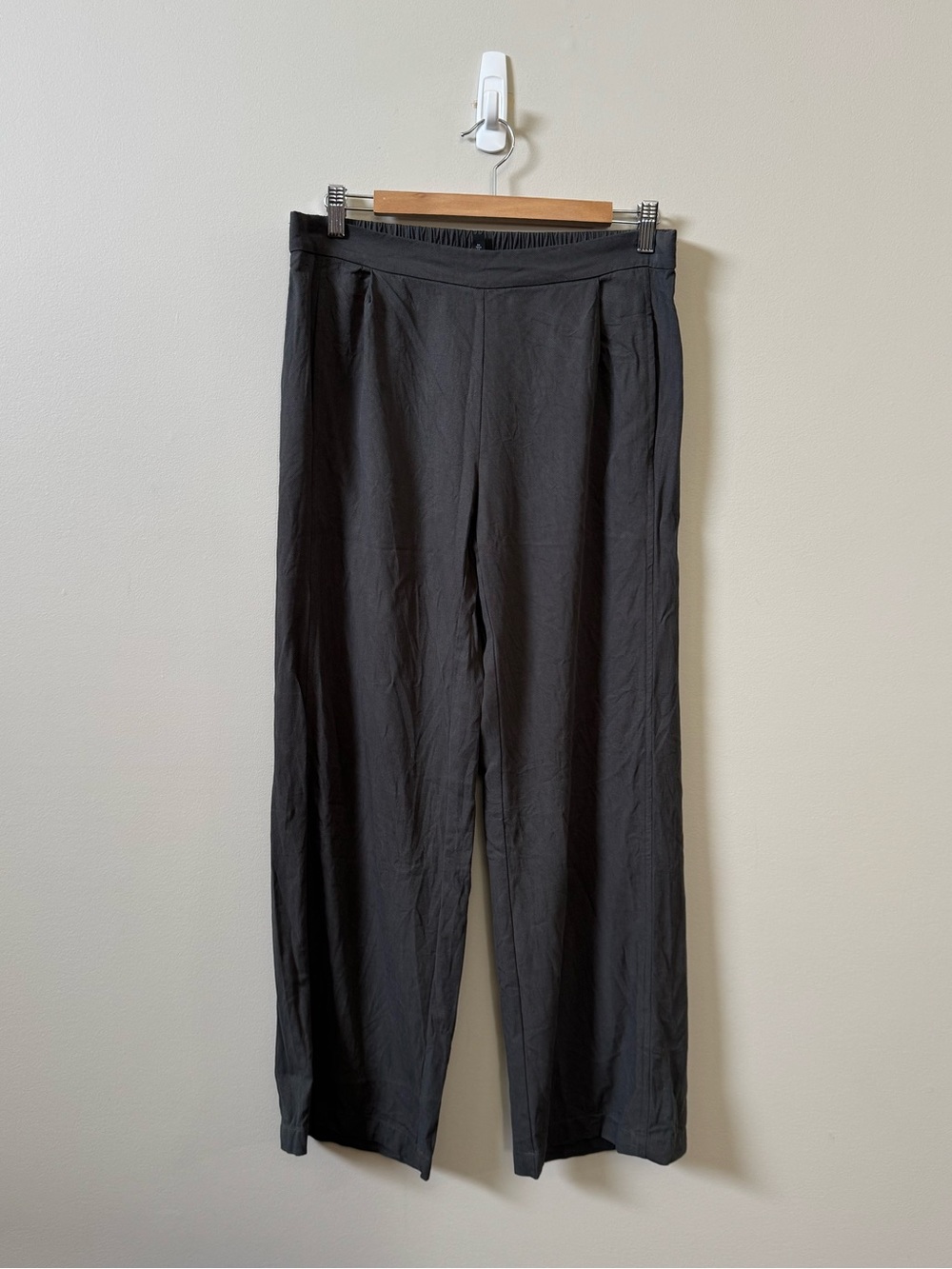 Eileen Fisher Tencel Lyocell straight leg dark grey trouser pants